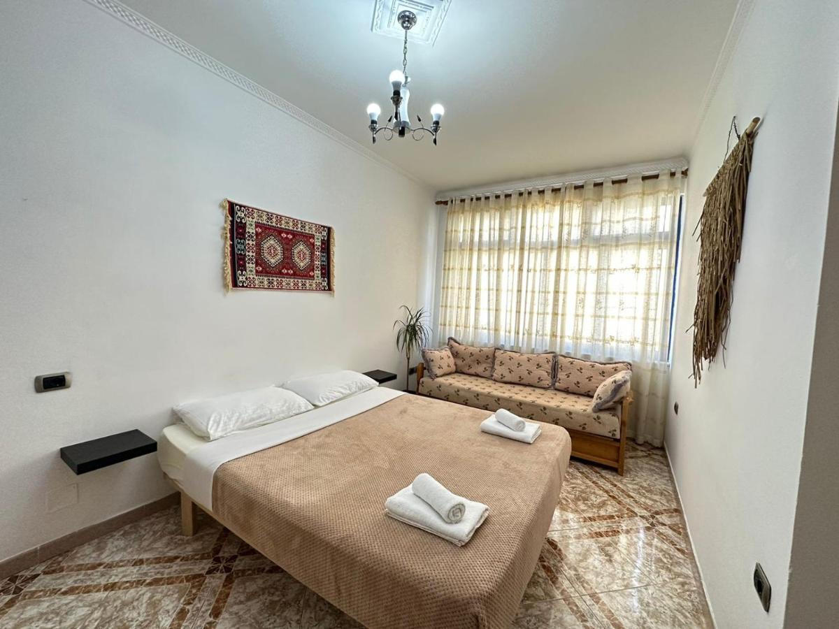 Trea Accomodations - 2 Bedrooms - Riviera With Private Parking วญอเรอ ภายนอก รูปภาพ
